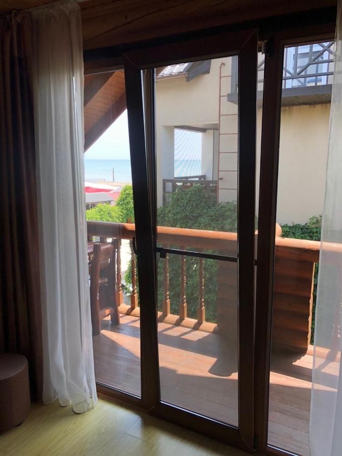 Hotel Веселий Кут Zaliznyi Port Exterior foto